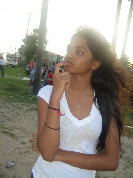 nude black bahamian girls hook up an electrical outlet